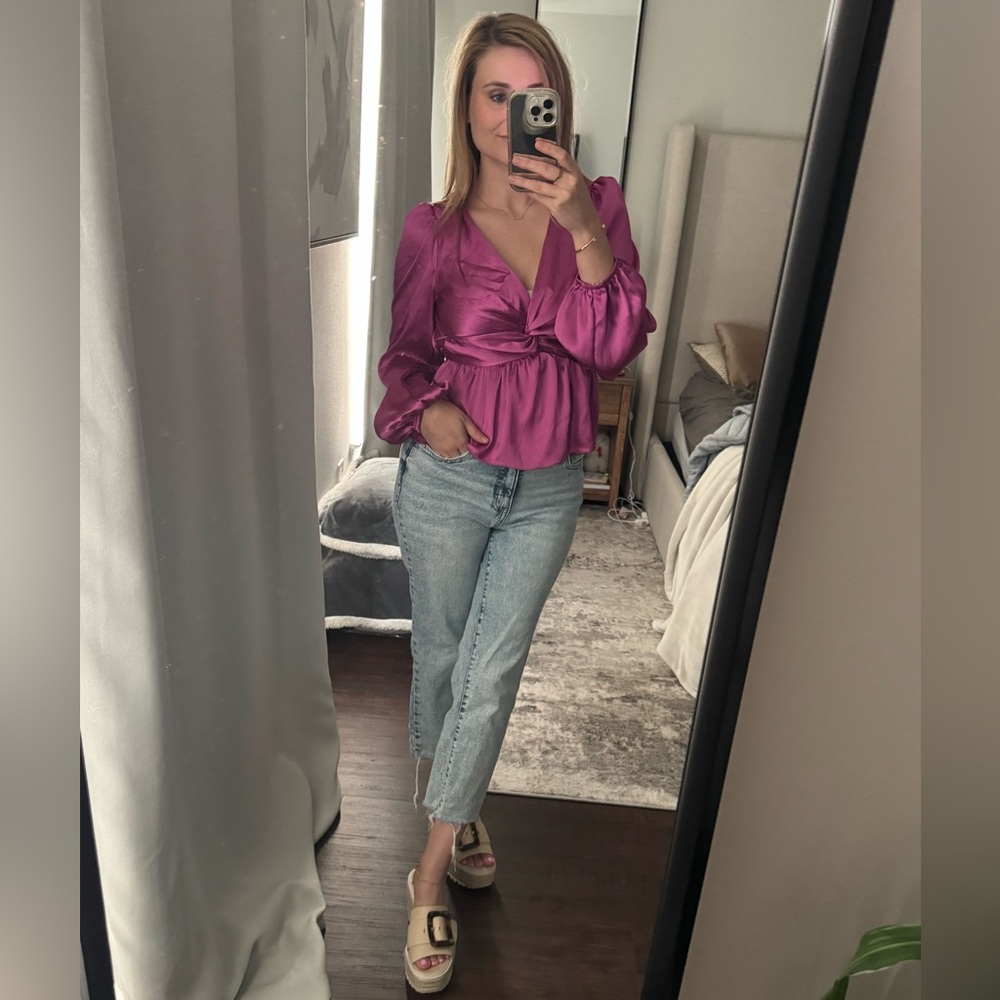 Elegant Magenta Pink Women's Top - Picture 7 of 12